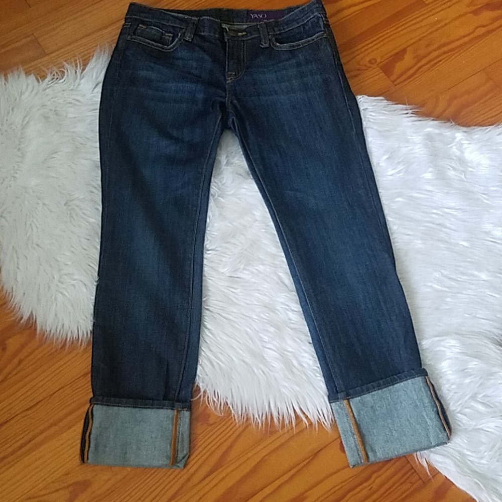 Yasuo Cuffed Jeans